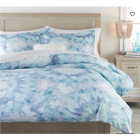 LAST Chance ⏱️ Pottery Barn Tie-Dye Sham - Picture 8 of 13